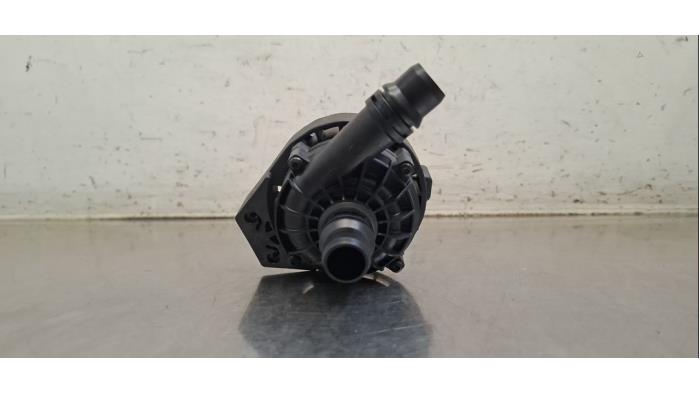 Pompe à eau supplémentaire Opel Corsa