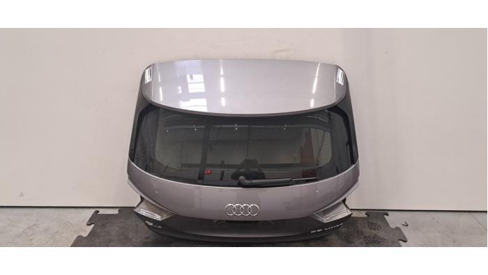 Hayon Audi Q4
