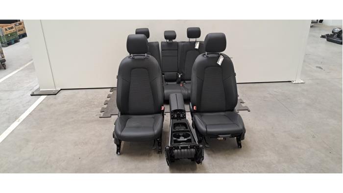 Kit revêtement (complet) Mercedes GLB-Klasse