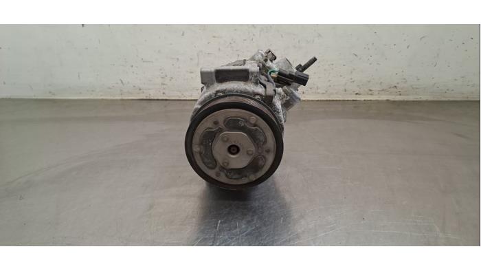 Pompe clim Ford Transit Custom