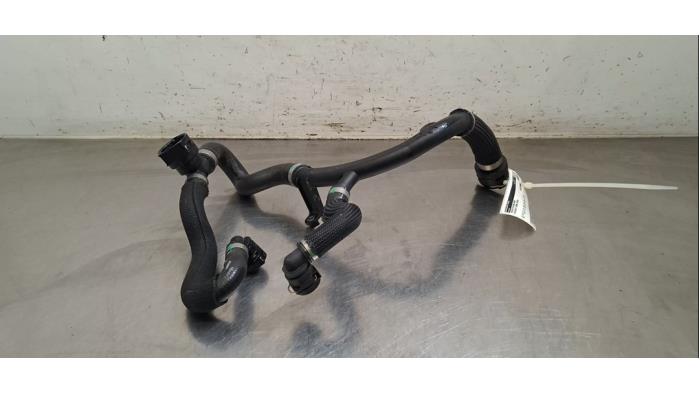 Tuyau radiateur Peugeot 2008