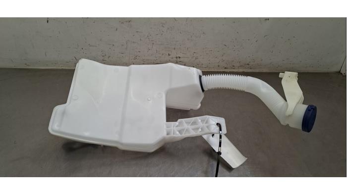 Réservoir lave-glace avant Peugeot 2008