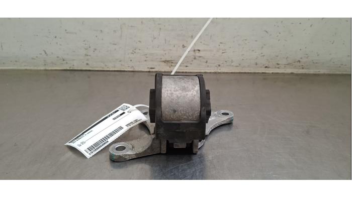 Support moteur MG Marvel R