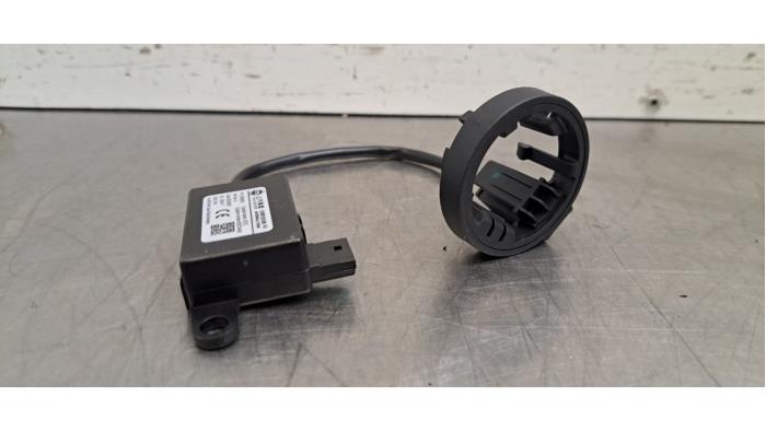 Antenne amplificateur MG Marvel R