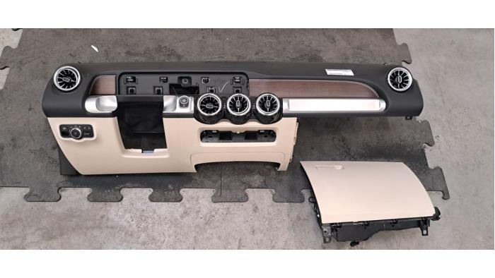 Tableau de bord Mercedes GLB-Klasse