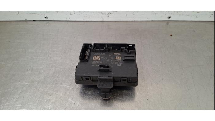 Module verrouillage central des portes Skoda Superb