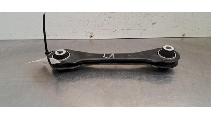 Bras de suspension arrière gauche Skoda Superb