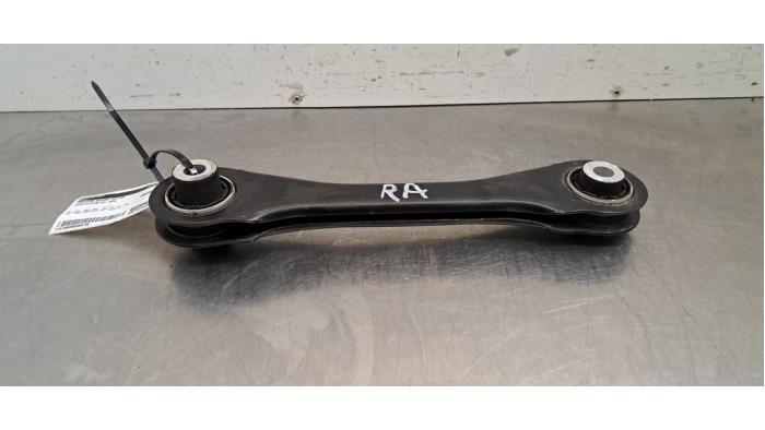 Bras de suspension arrière droit Skoda Superb