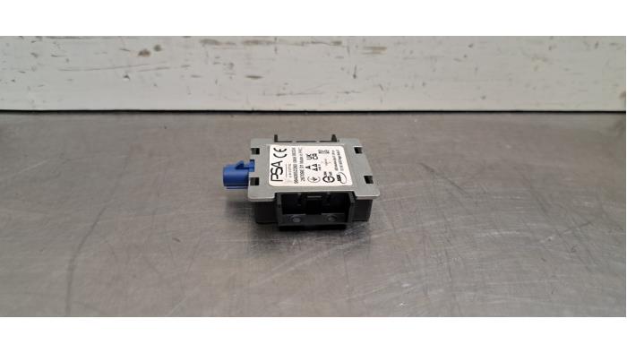 Antenne amplificateur Opel Corsa