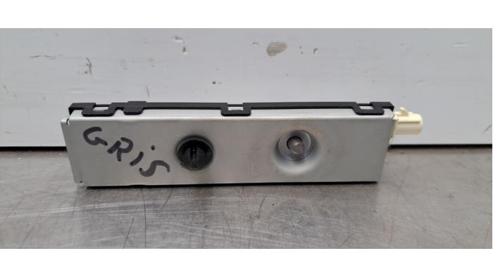 Antenne amplificateur Mercedes GLB-Klasse