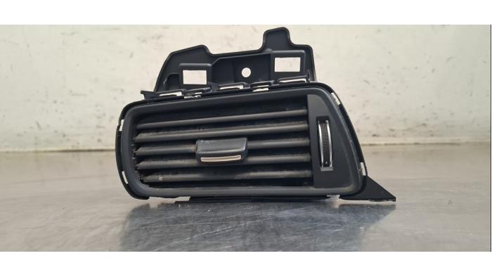 Grille aération tableau de bord Audi A6
