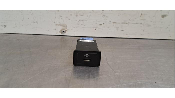 Connexion USB Mercedes Sprinter