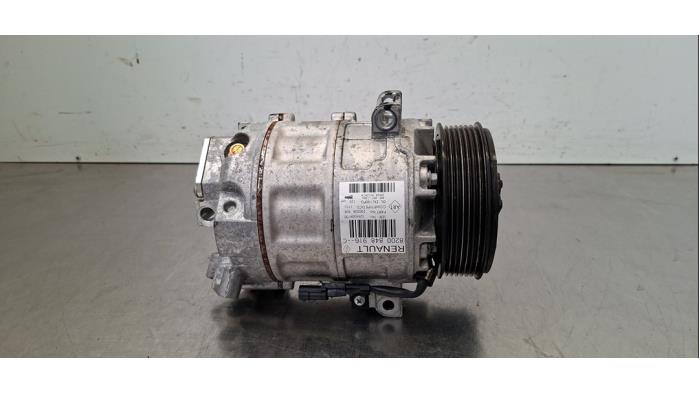 Pompe clim Renault Master