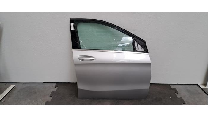 Portière 4portes avant droite Mercedes B-Klasse