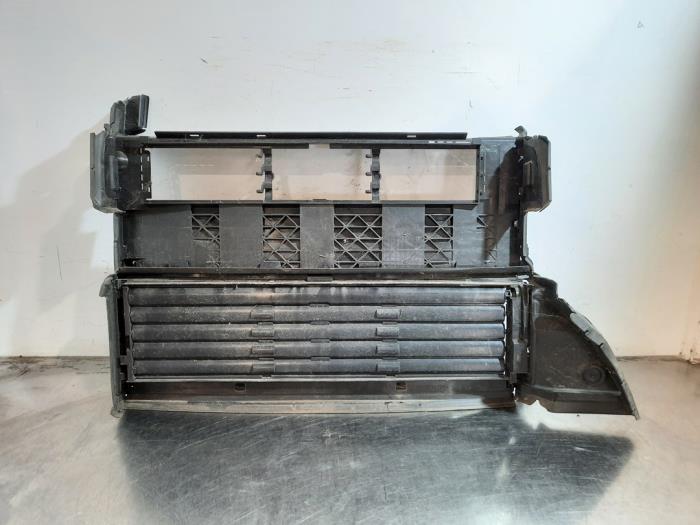 Guidage d'air Peugeot 408