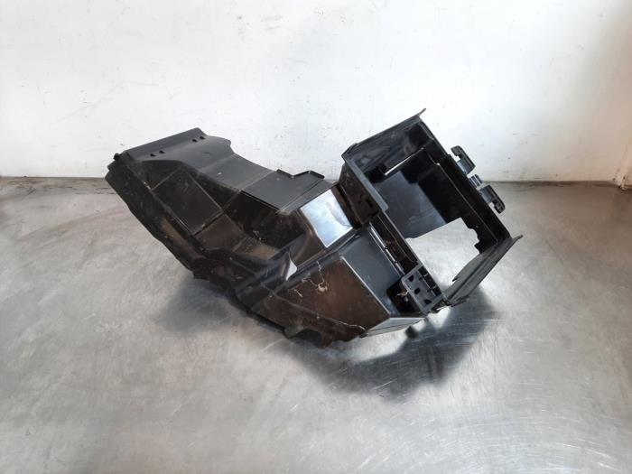 Guidage d'air Peugeot 408