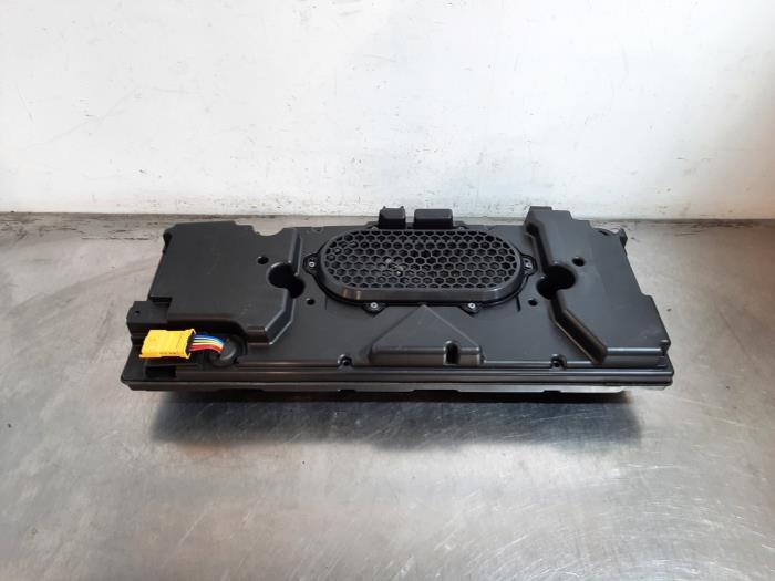 Caisson de graves Peugeot 408