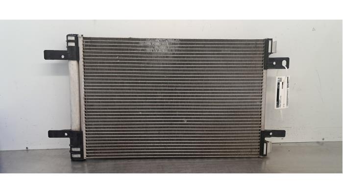 Condensateur clim Peugeot Expert