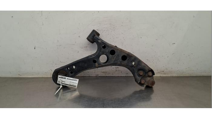 Bras de suspension avant gauche Toyota Corolla