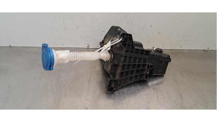 Réservoir lave-glace avant Volkswagen Polo