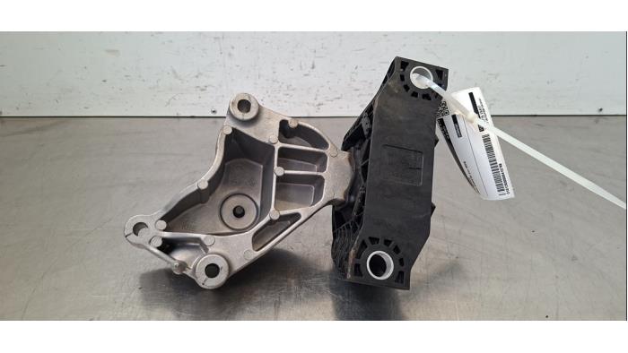 Support moteur Dacia Sandero