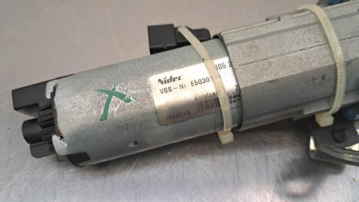 Moteur fermeture auxiliaire hayon Audi A6