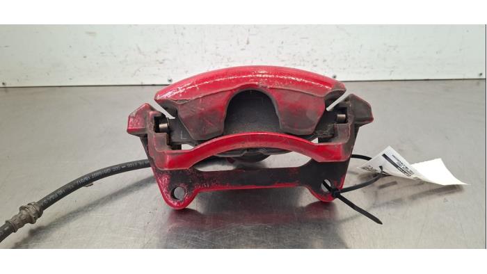 Etrier de frein (pince) avant droit Skoda Octavia
