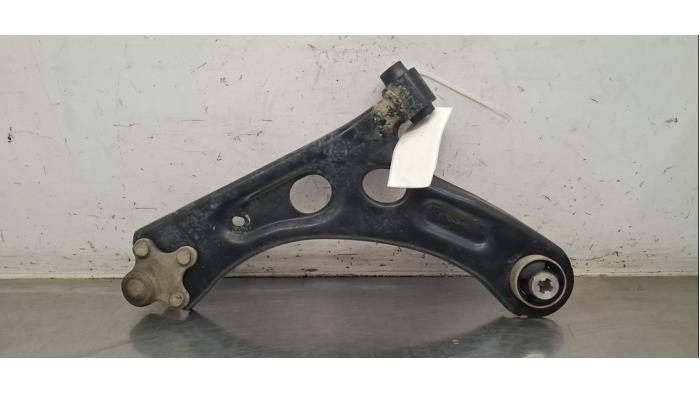 Bras de suspension avant droit Opel Corsa