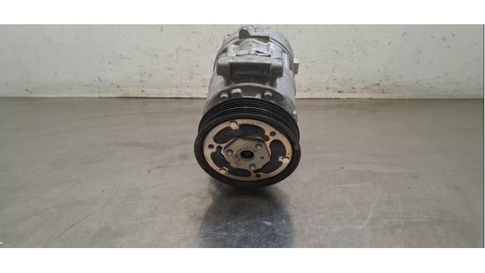Pompe clim Volkswagen Polo