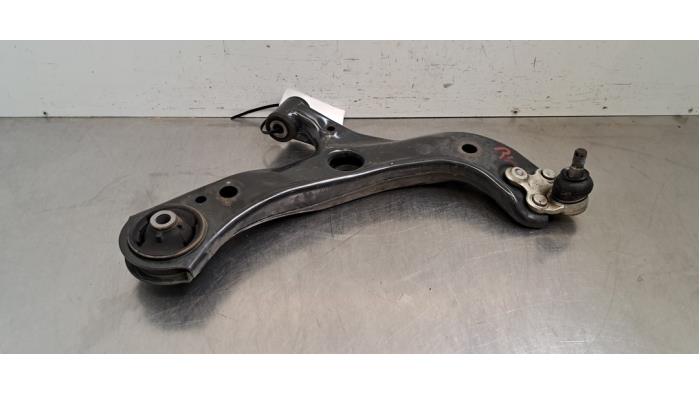 Bras de suspension avant droit Toyota Corolla