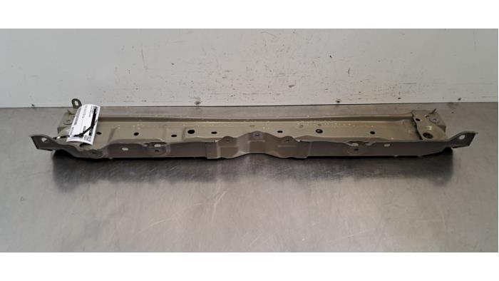 Barre radiateur Toyota Corolla