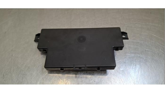 Module (divers) Tesla Model 3
