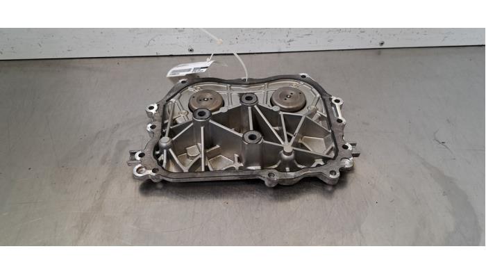 Couvercle de distribution Mercedes CLA