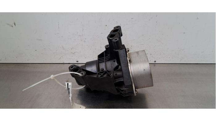 Boîtier filtre à huile Volkswagen Passat