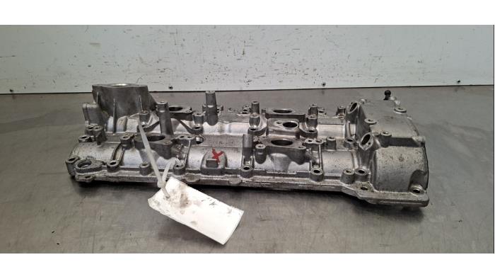 Couvercle soupapes Mercedes E-Klasse