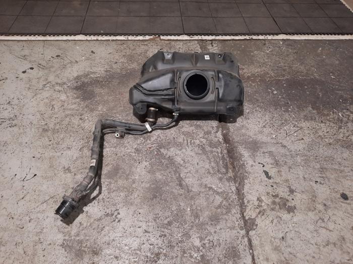 Réservoir de carburant Toyota Aygo X