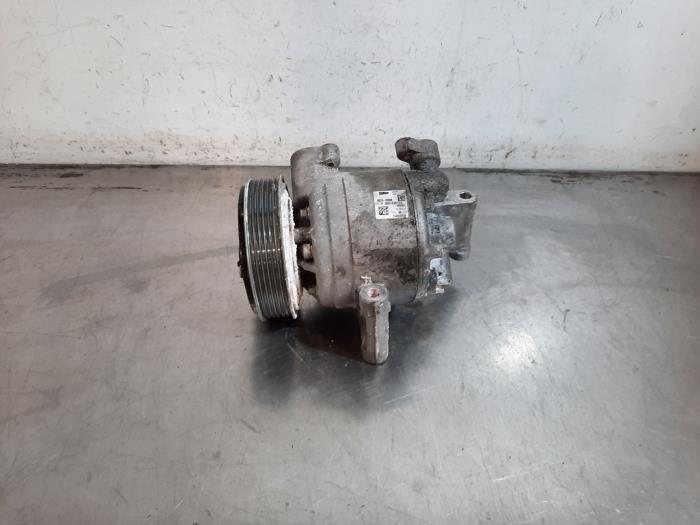 Pompe clim Toyota Aygo X