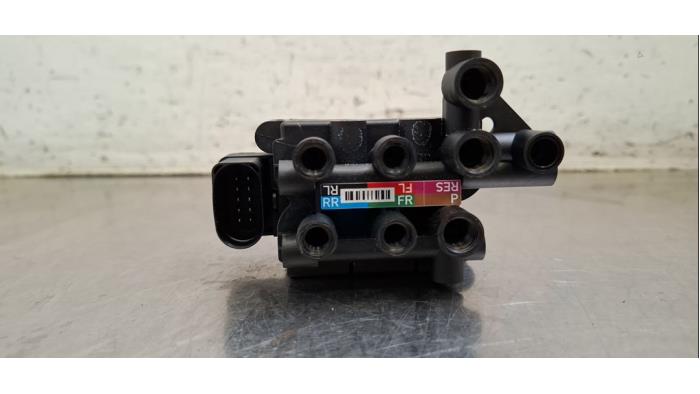 Module suspension à air Audi E-Tron