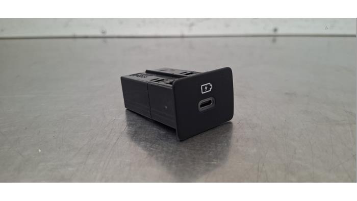 Connexion USB Dacia Sandero
