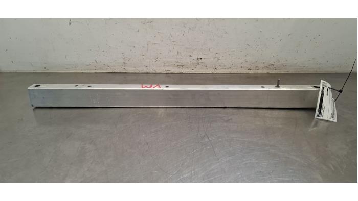 Barre transversale avant Audi E-Tron