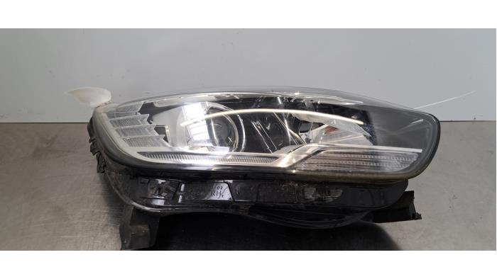 Phare droit Renault Scenic