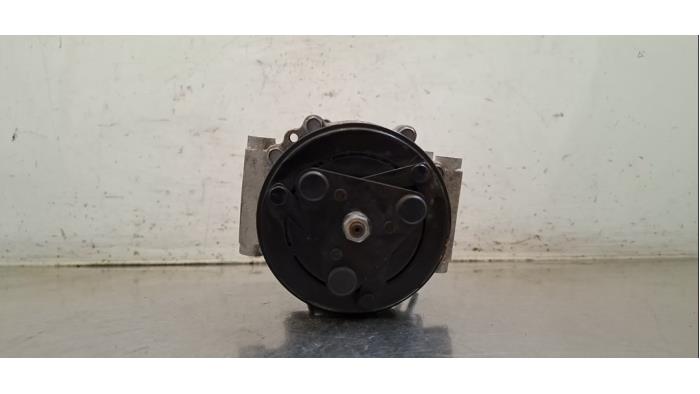 A/C-pump Peugeot 208