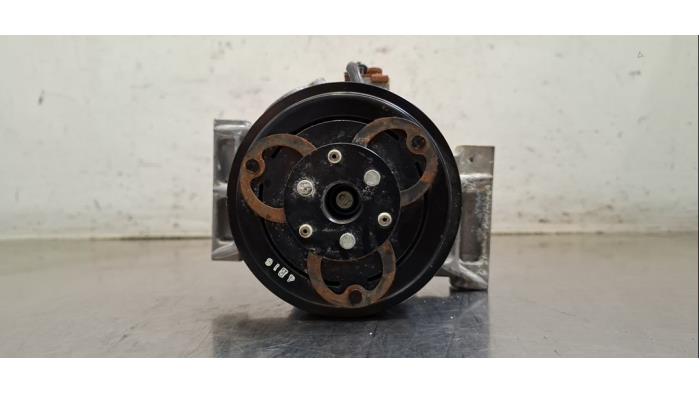 Pompe clim Dacia Sandero