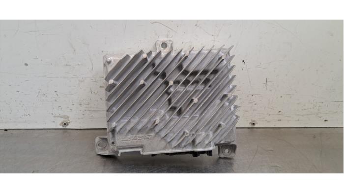 Amplificateur radio Mazda 3.