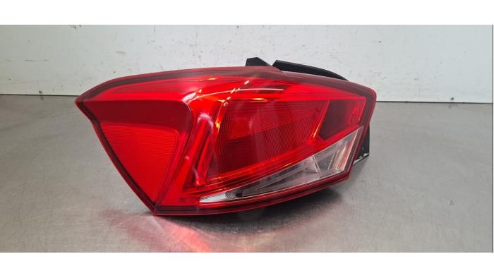 Feu arrière gauche Seat Ibiza