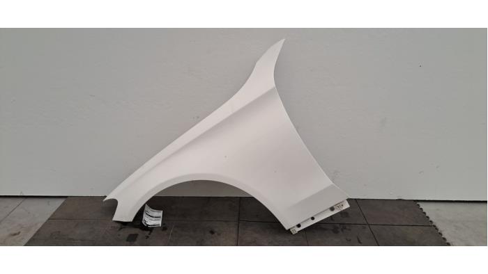 Aile avant gauche Mercedes C-Klasse