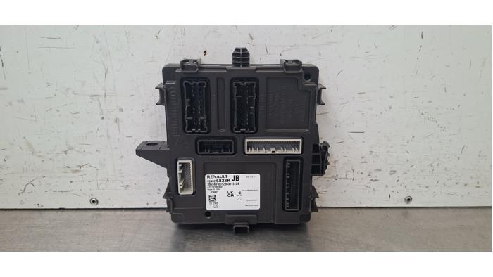 Gebruikte Computer Body Control Renault Clio V (RJAB) 1.5 Blue dCi 100 Prijs € 133,10 Inclusief btw aangeboden door Autohandel Didier