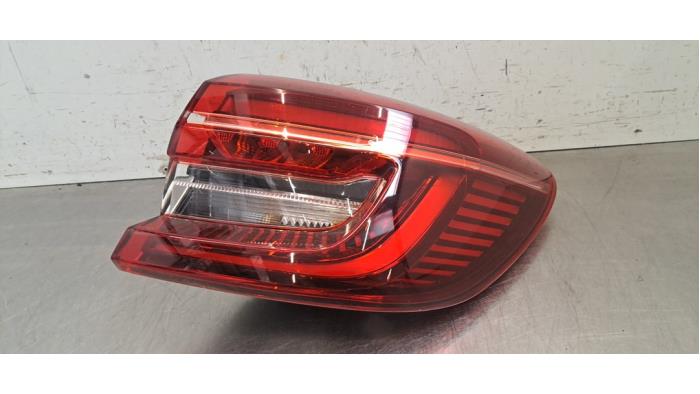 Feu arrière droit Renault Clio