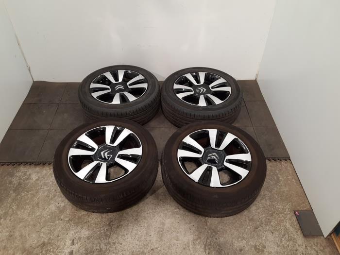 Kit jantes + pneumatiques Citroen C3