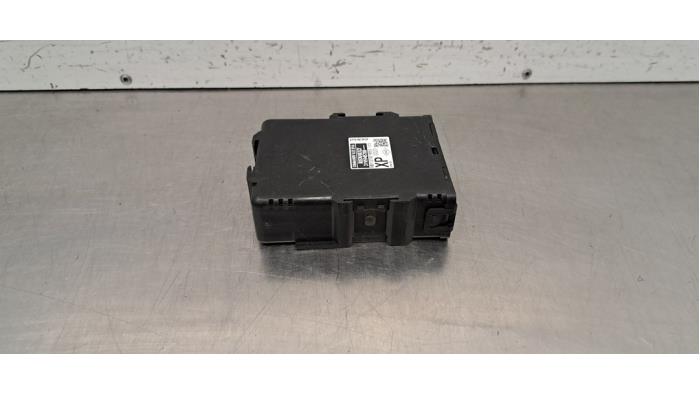 Ordinateur réservoir automatique Renault Espace